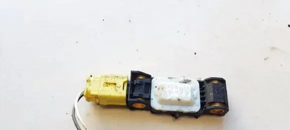 Nissan Micra Airbag deployment crash/impact sensor 0285003019 98830AY000