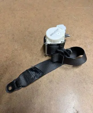 Opel Meriva B Rear seatbelt 34084631D