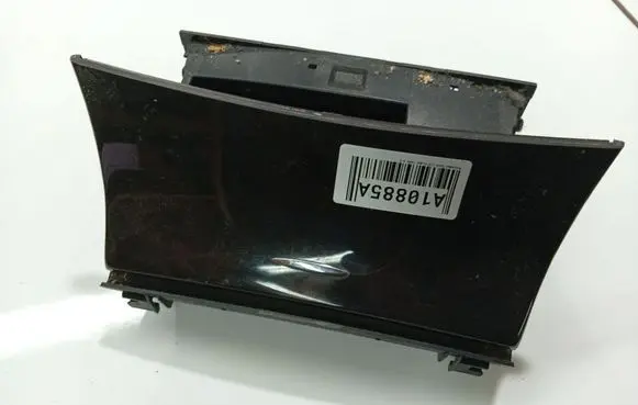 Mercedes-Benz CLS C219 Car ashtray A2113101330