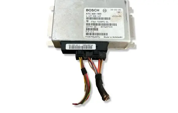 BMW X3 E83 Transfer box differential control unit 1137328119 7550891