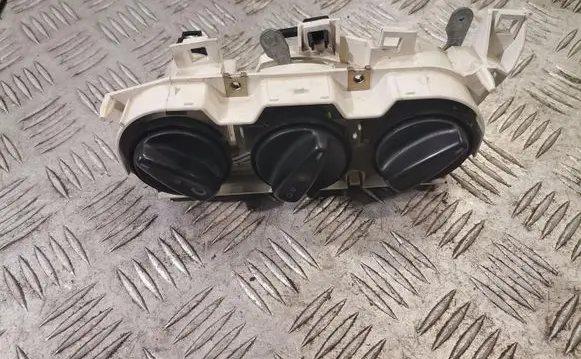Ford Galaxy Climate control unit 95nw18d451a