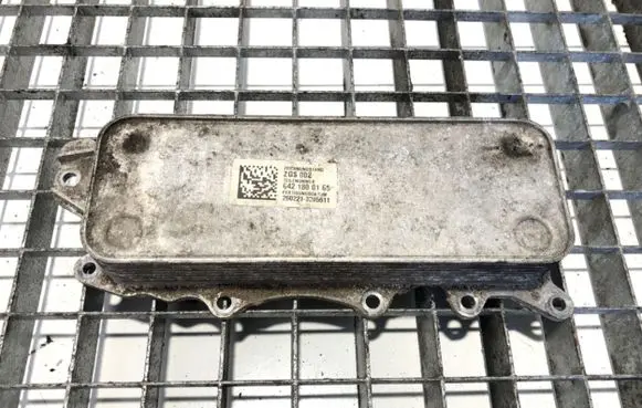 Engine oil radiator