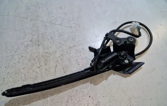 Mercedes-Benz E W212 Curtain motor A2128203042