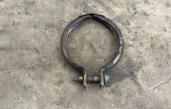 Audi A3 S3 8V Muffler pipe connector clamp 5Q0253725H