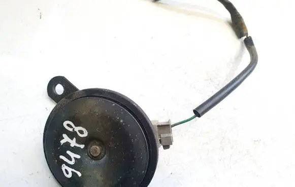 Toyota Avensis T270 Horn signal