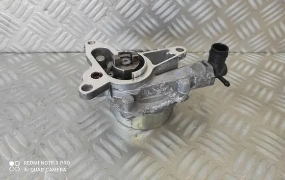 Renault Trafic III (X82) Vacuum pump 146503393R
