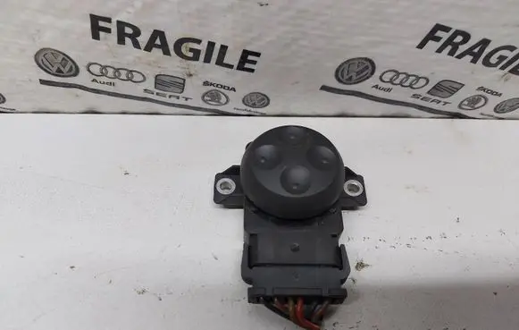 Audi A6 Allroad C6 Seat control switch 8E0959777B 03481451