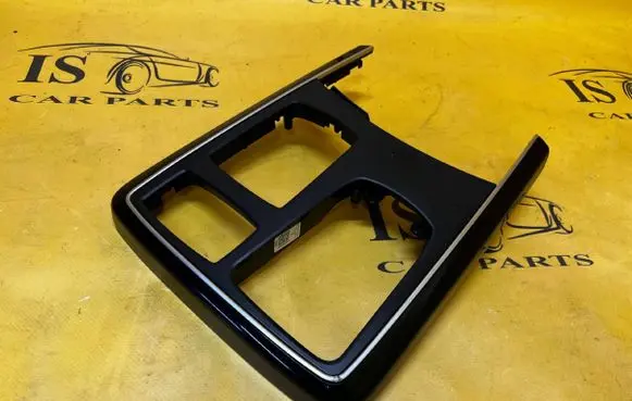 Mercedes-Benz GLS X166 Center console decorative trim A1666800803