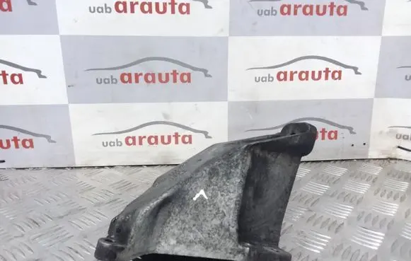 Volkswagen PASSAT B5 Engine mounting bracket 8D0199307L