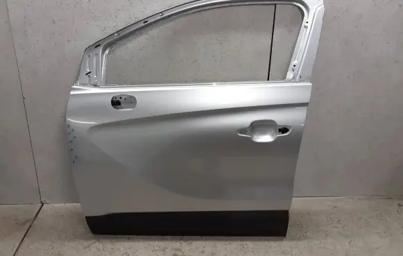 Opel Crossland X Front door