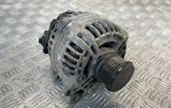 Volkswagen Caddy Generator/alternator 06F903023F