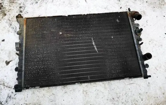 Renault Megane I Coolant radiator