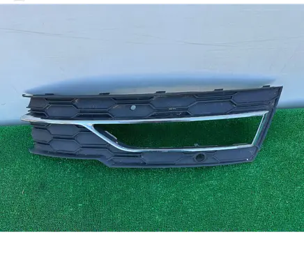 Skoda Octavia Mk4 Front bumper splitter molding 5E3853768