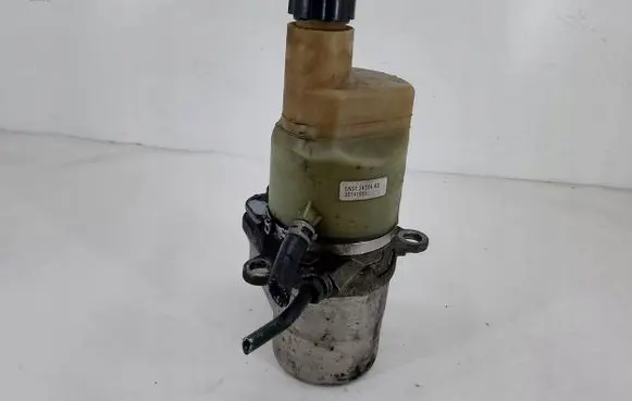 Volvo V50 Power steering pump