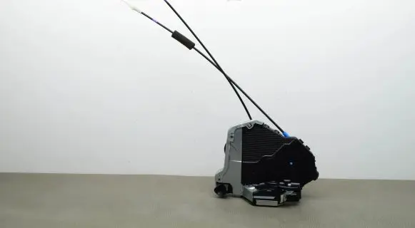 Lexus RX 450H Front door lock