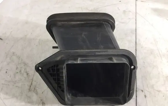 Renault Master II Other engine bay part 8200576595