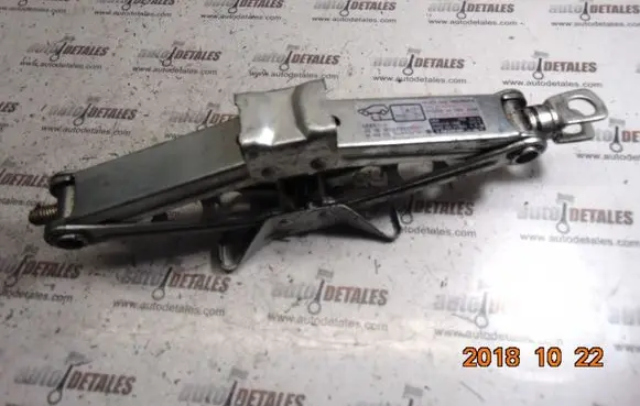 Honda CR-V Lift Jack 