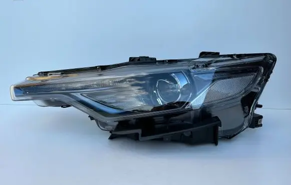 Maserati Levante Headlight/headlamp 670032328 90089971