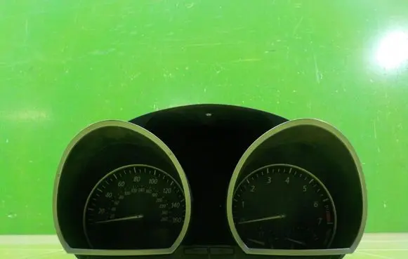 BMW Z4 E85 E86 Speedometer (instrument cluster) 102425026