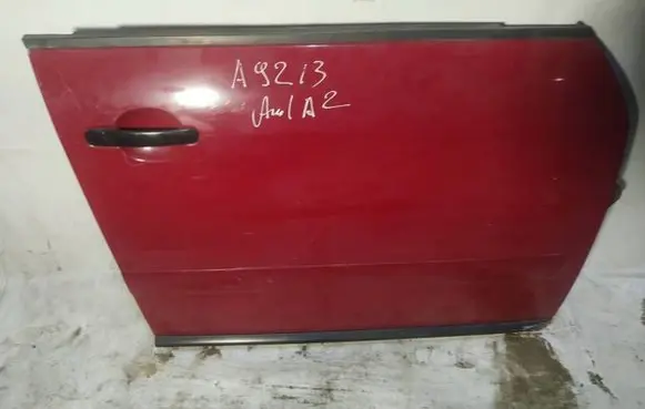 Audi A2 Front door raudonos