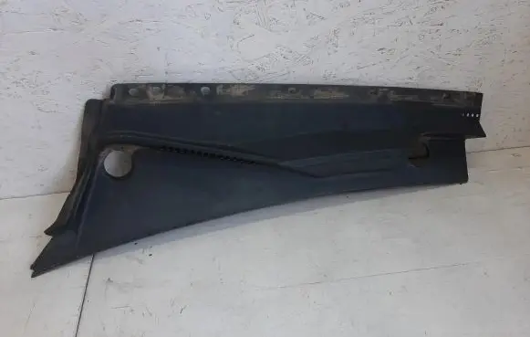 KIA Carnival Wiper trim 861504D000