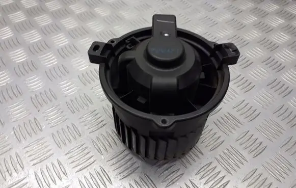 Mitsubishi Colt CZ3 Front door blower motor 1736006902