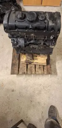 Volkswagen Transporter - Caravelle T5 Engine BNZ