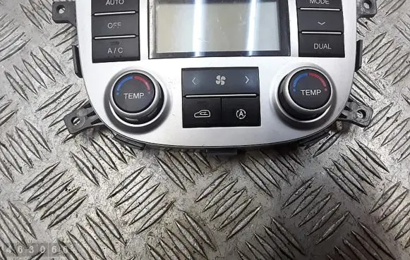 Hyundai Santa Fe Climate control unit 972502b430