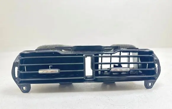 Ford Fusion II Dash center air vent grill DS7319K617A