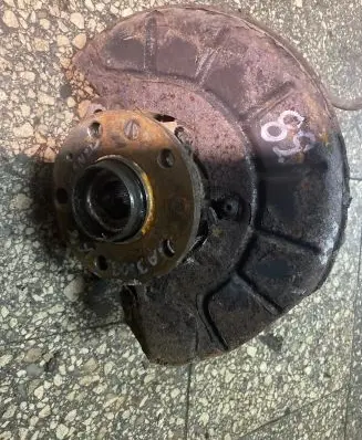 Audi A3 S3 8P Front wheel hub