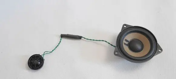 BMW iX1 Front door high frequency speaker 9441894