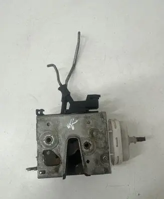 Audi A3 S3 8L Front door lock 8L1837015A