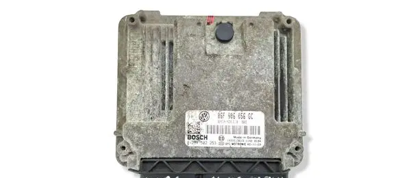 Volkswagen PASSAT B6 Engine control unit/module 06F906056GC 0261S02253
