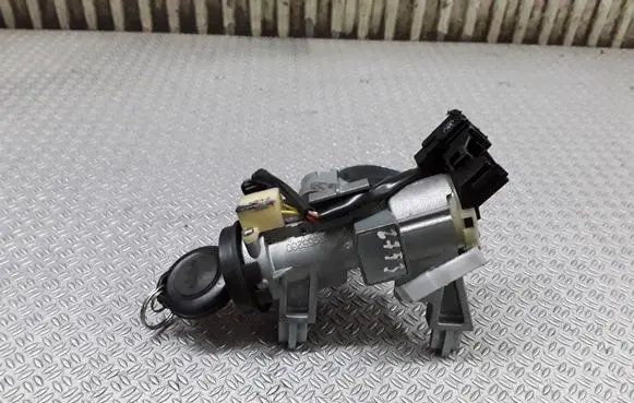 Mitsubishi Colt Ignition lock 36387100
