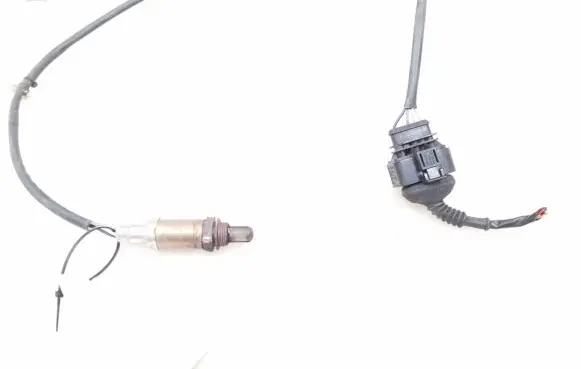 Audi A4 S4 B5 8D Lambda probe sensor 058906265A