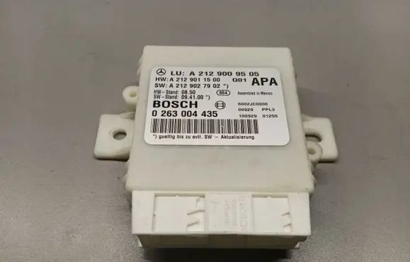 Mercedes-Benz E W212 Parking PDC control unit/module 2129009505