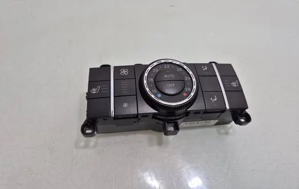 Mercedes-Benz GL X164 Climate control unit A1648700289