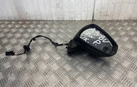 Audi A3 S3 8V Front door electric wing mirror E1021262