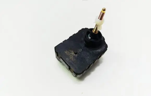 Toyota Avensis Verso Headlight level adjustment motor 