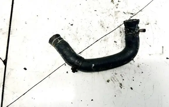 Volkswagen PASSAT B5 Engine coolant pipe/hose