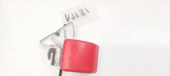 Engine bonnet (hood) release handle