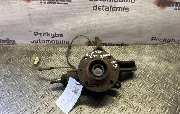 Peugeot 307 Front wheel hub
