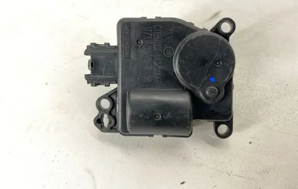 Jeep Grand Cherokee Air flap motor/actuator 545250008 CT657001
