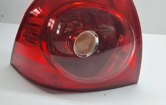 Volkswagen Golf V Rear/tail lights 1K6945095E 00576568 028490102