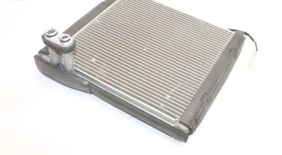 Toyota C-HR I Heater blower radiator