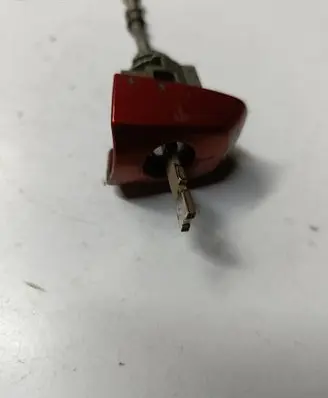 Suzuki SX4 Front door lock (next to the handle) 