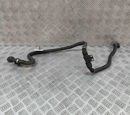 BMW X5 F15 Engine coolant pipe/hose 7646702 7646703