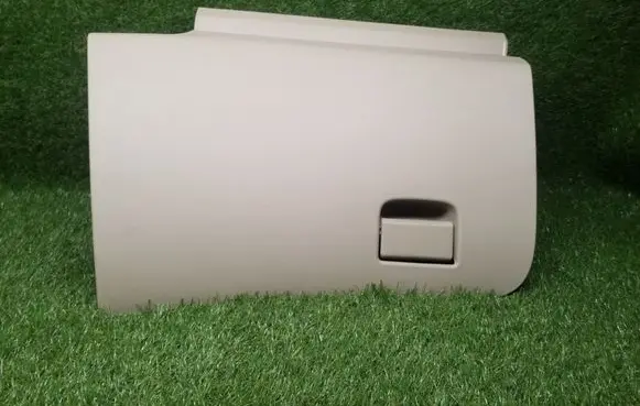 Nissan Rogue Glove box 685104BA0A 685P34BA0A