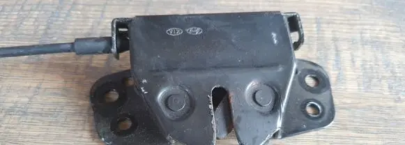 KIA Sportage Engine bonnet/hood lock/catch