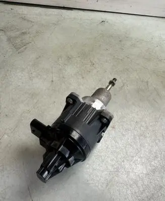 Nissan Qashqai J12 Turbo charger electric actuator K006T60273